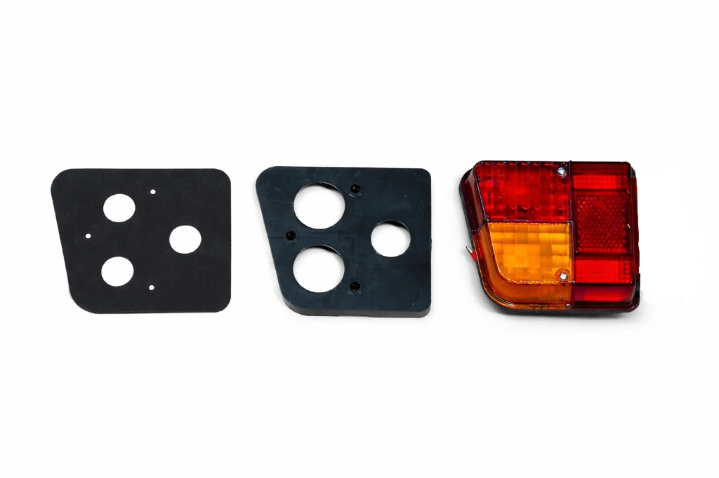 Feu arrière Gauche pour 2CV4 - 2CV6 COMPLET NOIR