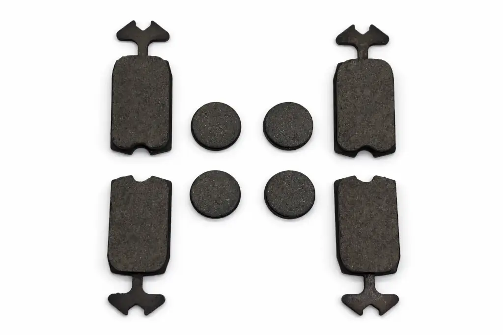 Jeu de plaquettes de Frein stationnement + service